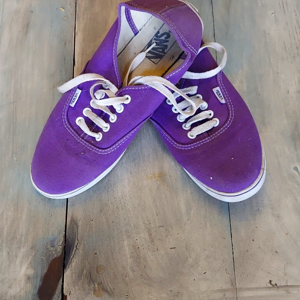Purple vans! 7.5